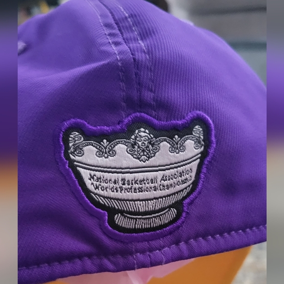 LAKERS (Unisex) flex fit ball cap S/M - Picture 3 of 6